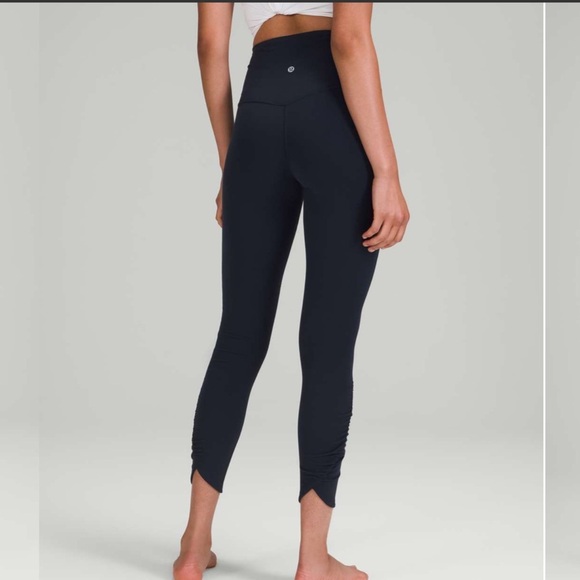 lululemon athletica Pants - NWOT Lululemon Align High Rise Ruched Waist Leggings in True Navy | Retails $118